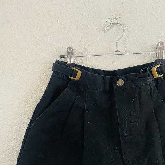 Vintage Newport News High Rise Black Shorts 100% Cotton - Picture 8 of 11